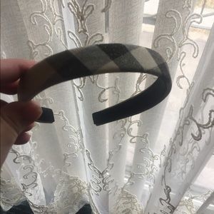 Burberry headband